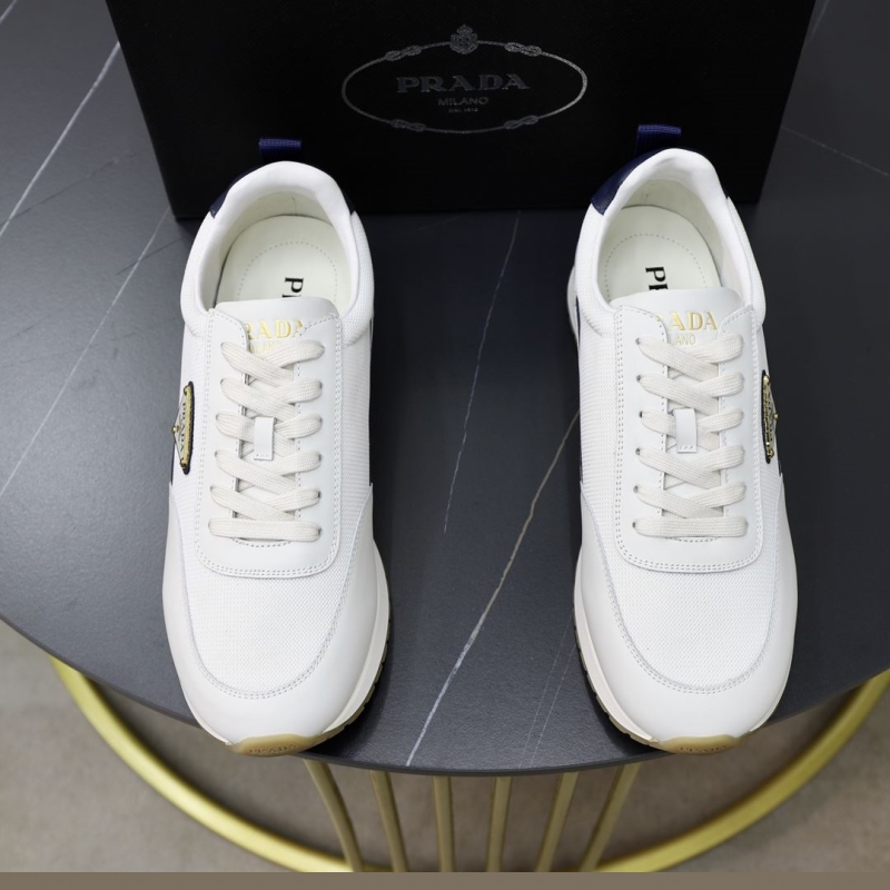 Pra*a casual shoes